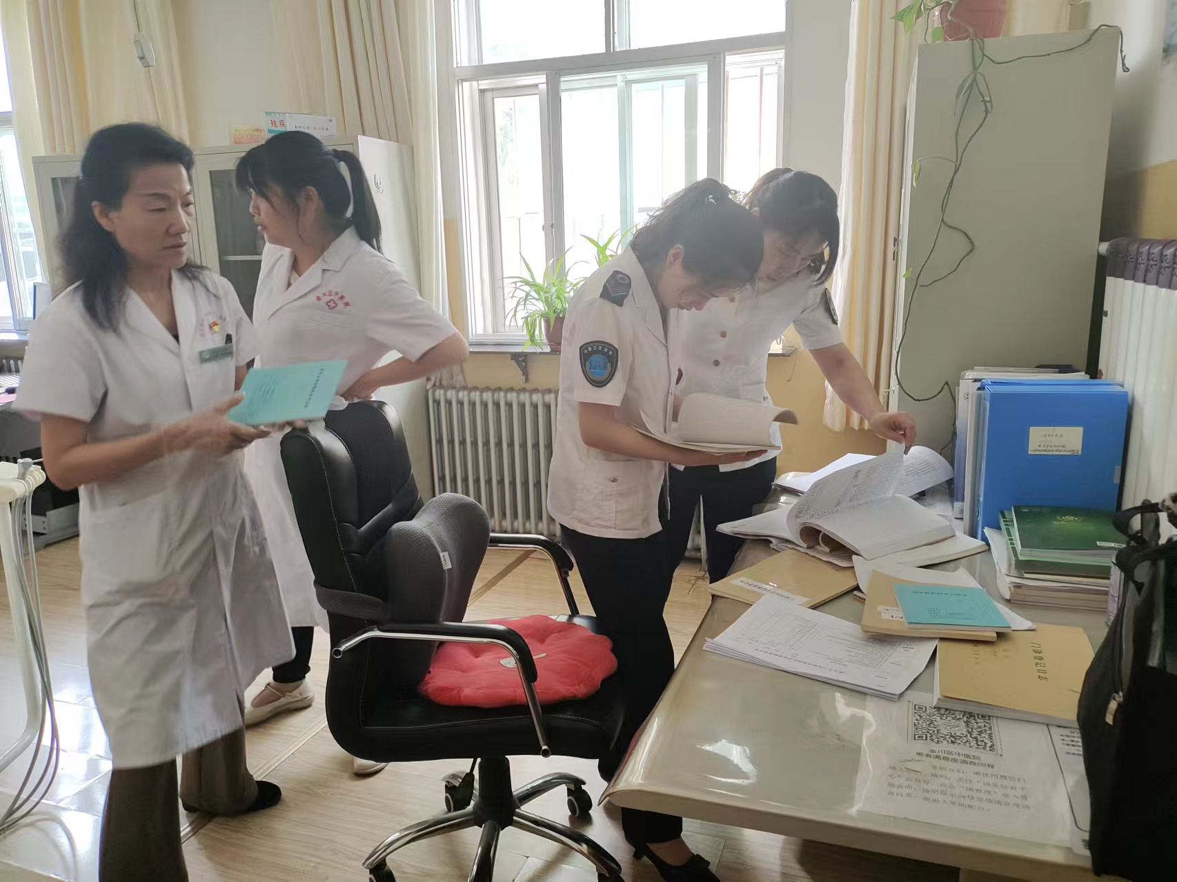金昌市疾病預防控制中心組織開展中醫(yī)藥專項檢查 推動中醫(yī)診所服務規(guī)范化